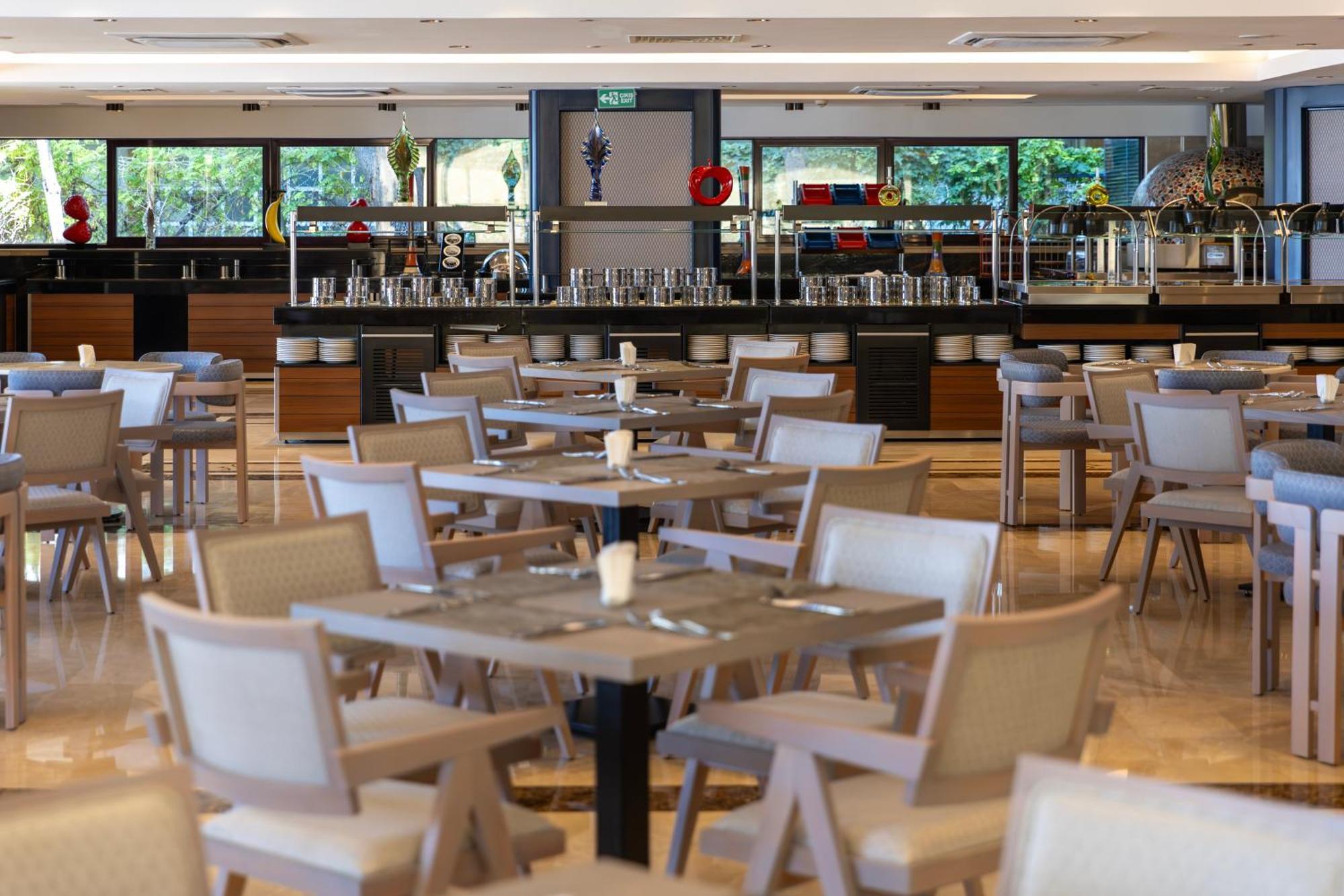 Delta Hotels By Marriott Antalya Lara - Adult Only Экстерьер фото