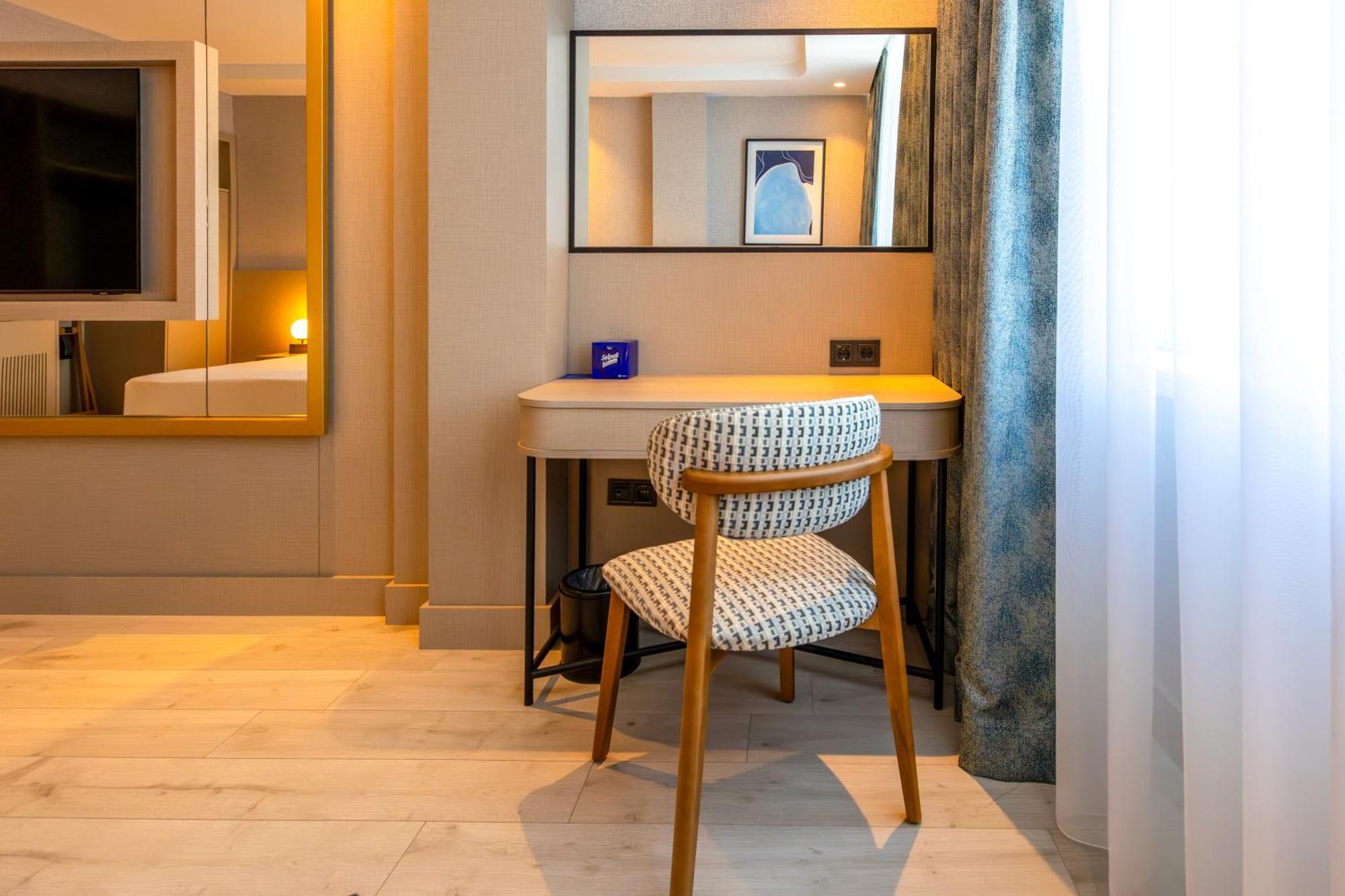 Delta Hotels By Marriott Antalya Lara - Adult Only Экстерьер фото