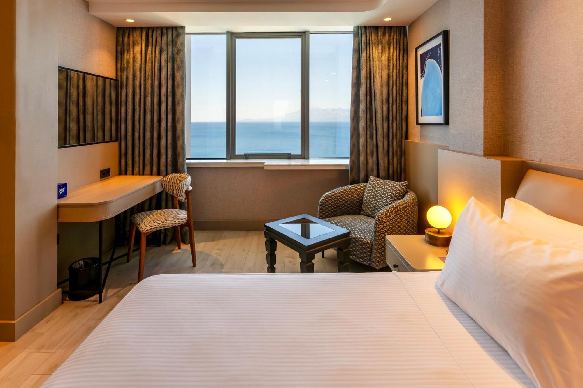 Delta Hotels By Marriott Antalya Lara - Adult Only Экстерьер фото